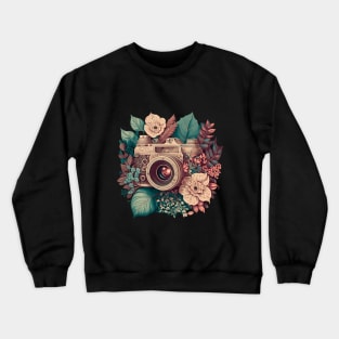 Vintage Visions, Vintage Retro Art Camera Design Crewneck Sweatshirt